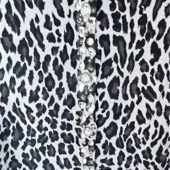 Quacker Factory Leopard Print Cardigan trimmed with Rhinestones - Picture 5 of 8